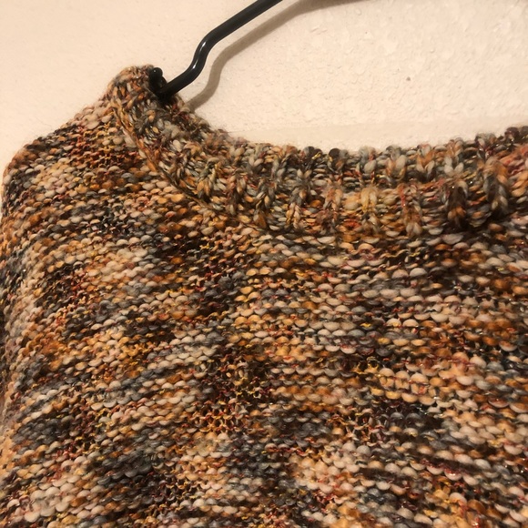Universal Thread Sweater - Picture 3 of 6